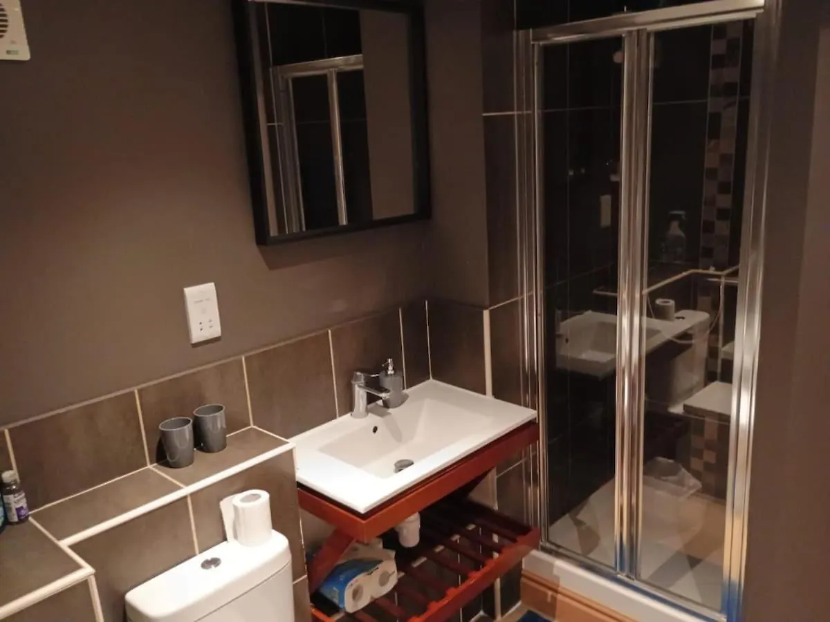 Cosy Apartment 런던
